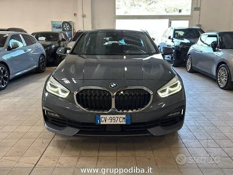 Usata BMW 116 Advantage 116 CV (85 kW) 2020 Grigio Utilitaria