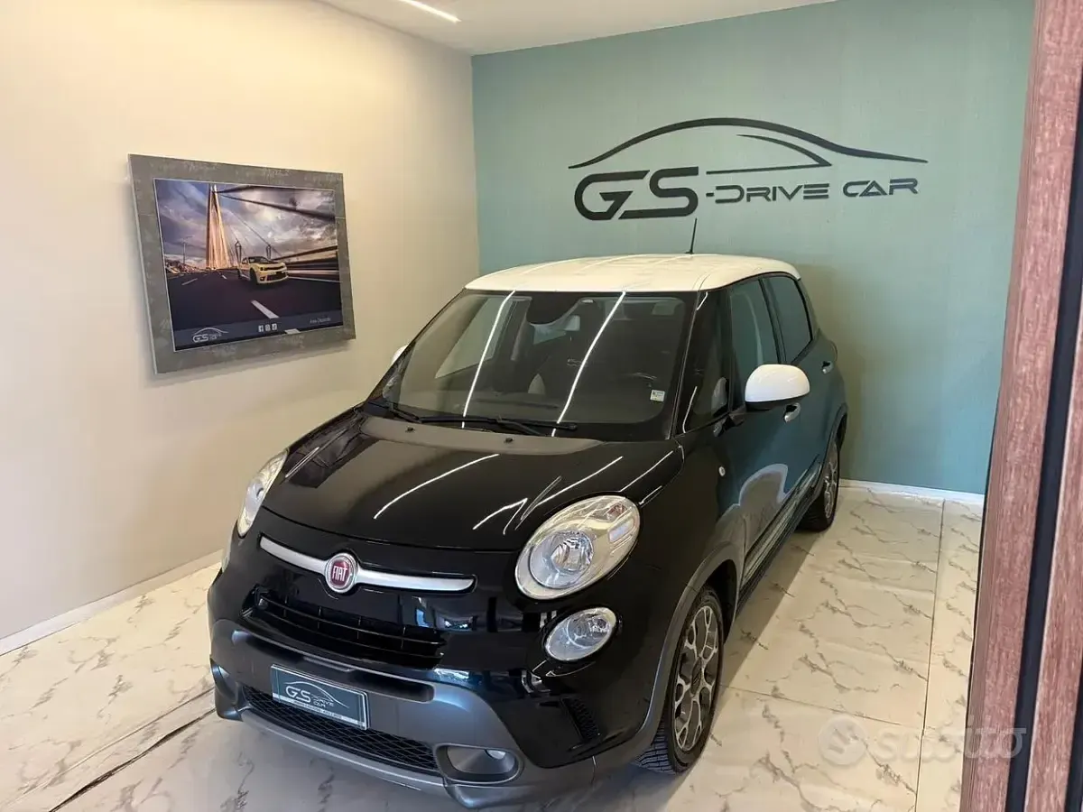 Usata Fiat 500L Trekking 120 CV (88 kW) 2016 Nero Monovolume