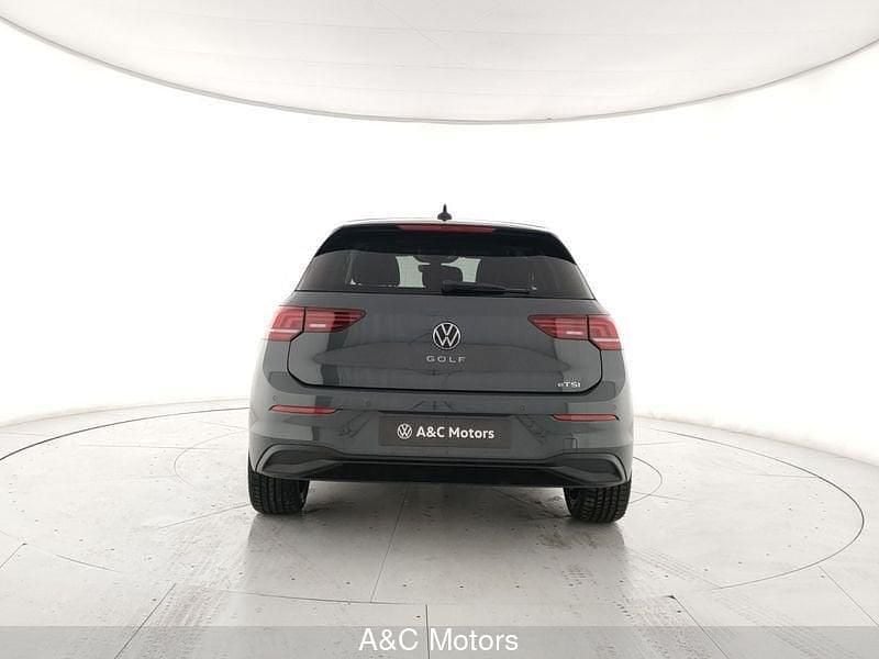 Nuova VW Golf VIII Life 116 CV (85 kW) 2026 Grigio Utilitaria
