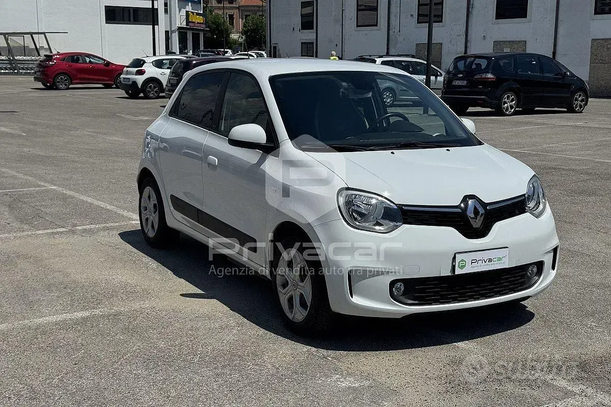 Usata Renault Twingo Zen 30 kW (42 CV) 2021 Bianco Utilitaria