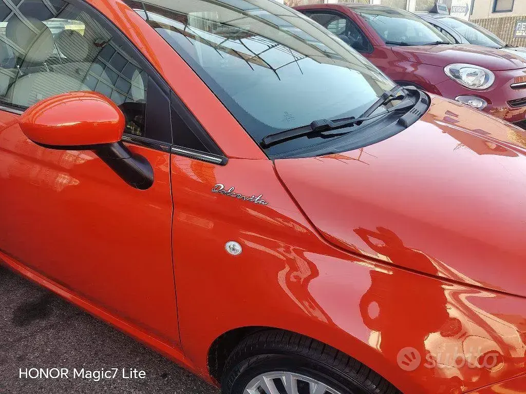 Usata Fiat 500 Dolcevita 69 CV (50 kW) 2022 Arancione Utilitaria