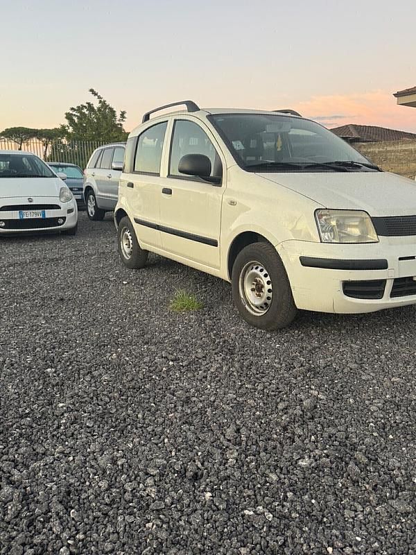 Usata Fiat Panda Dynamic 74 CV (54 kW) 2011 Bianco Berlina