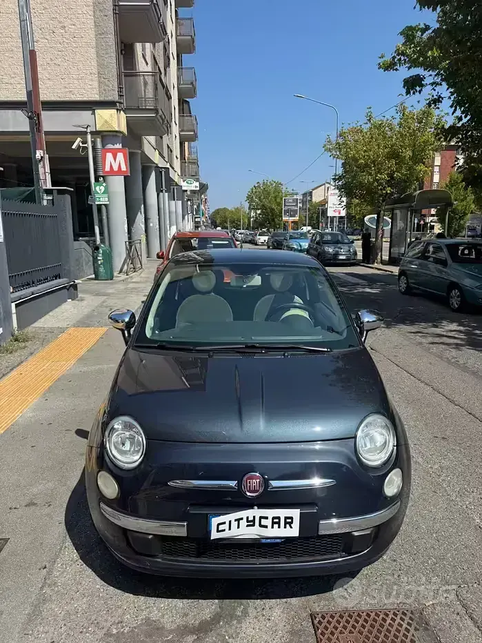 Usata Fiat 500 Lounge 69 CV (50 kW) 2008 Blu Utilitaria
