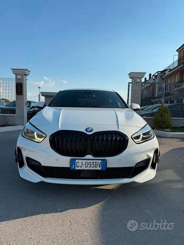 Usata BMW 118 M Sport 150 CV (110 kW) 2022 Bianco Utilitaria