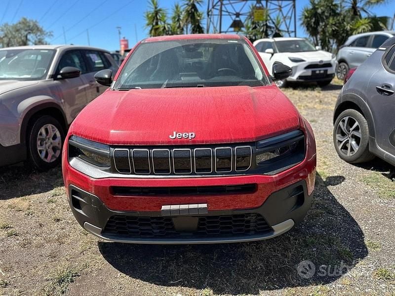 Usata Jeep Avenger Altitude 100 CV (73 kW) 2024 Rosso SUV