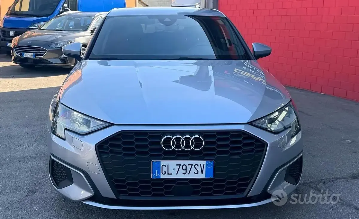 Usata Audi A3 Advanced 116 CV (85 kW) 2022 Grigio Berlina