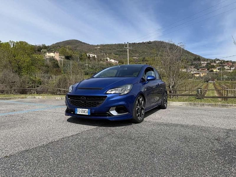 Usata Opel Corsa OPC 207 CV (152 kW) 2016 Blu/azzurro Utilitaria