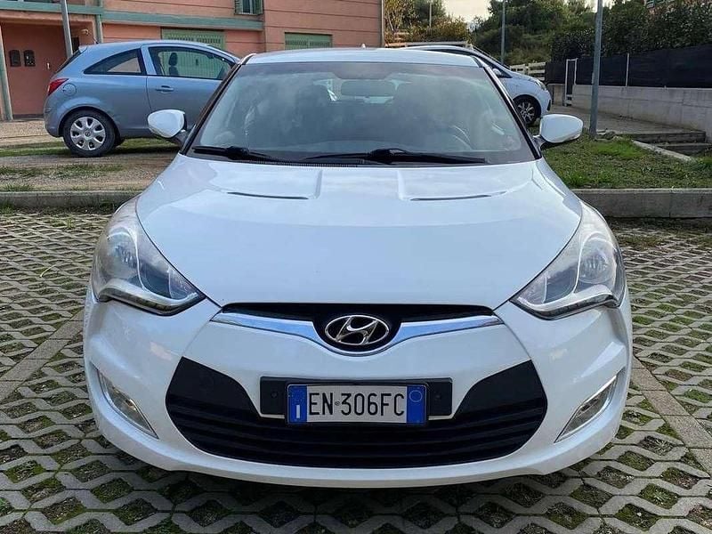 Bianco Usata 2012 Hyundai Veloster Sport Coupé | 6500 € - Immagine 1/4