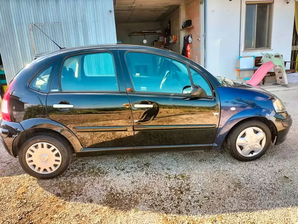 Usata Citroën C3 Exclusive 60 CV (44 kW) 2007 Nero Berlina