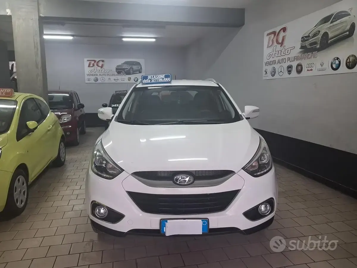 Usata Hyundai ix35 Xpossible 115 CV (84 kW) 2013 Bianco SUV