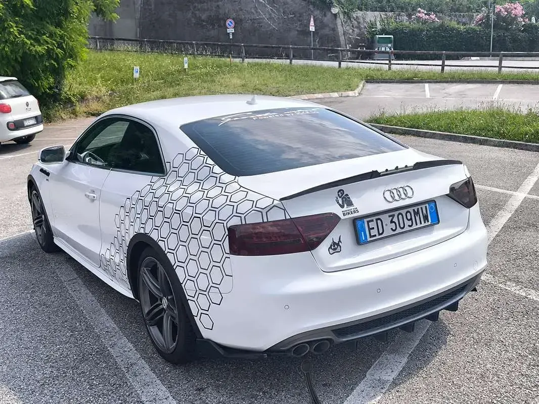 Usata Audi A5 S-Line 170 CV (125 kW) 2010 Bianco Coupé