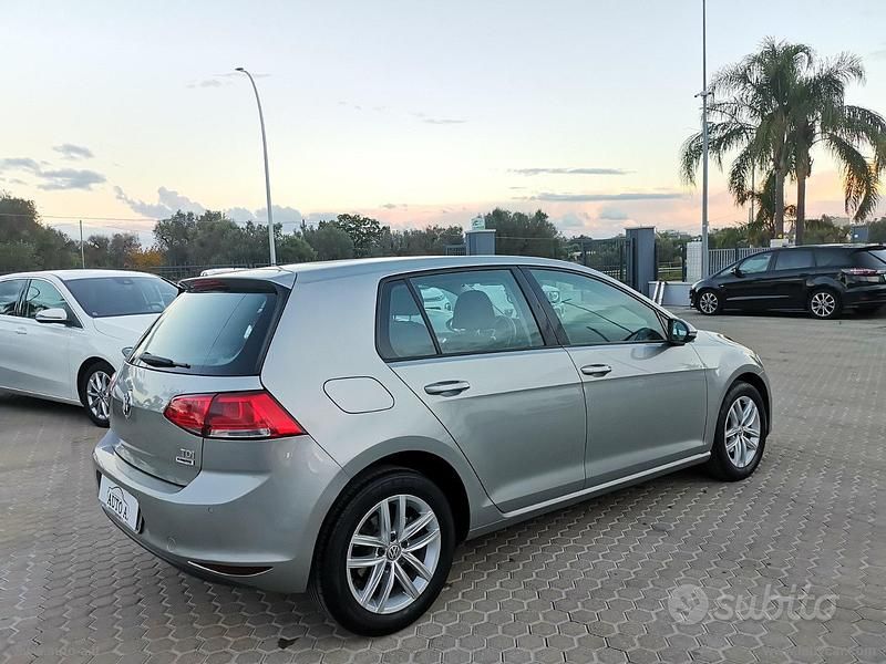 Usata VW Golf VII Trendline 90 CV (66 kW) 2015 Grigio Berlina