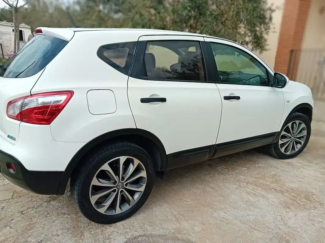 Usata Nissan Qashqai Visia 110 CV (80 kW) 2011 Bianco SUV
