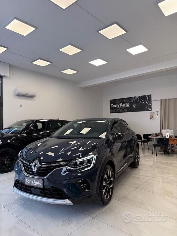 Usata Renault Captur Intens 115 CV (84 kW) 2023 Blu SUV