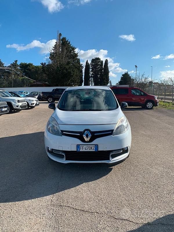 Usata Renault Scénic III Zen 110 CV (80 kW) 2016 Bianco Berlina