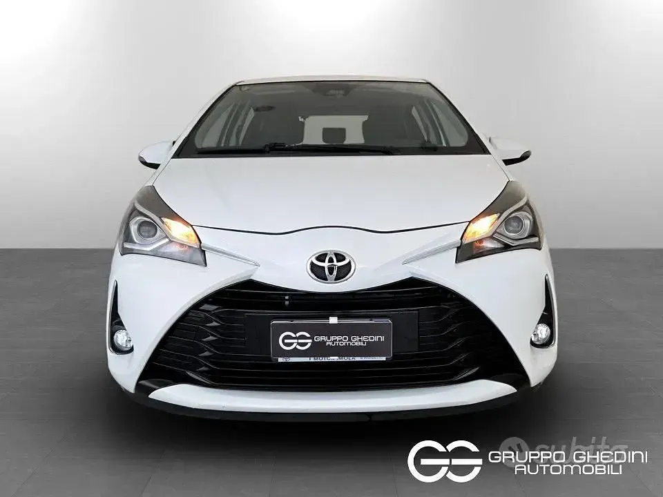 Usata Toyota Yaris Active 72 CV (52 kW) 2020 Bianco Berlina