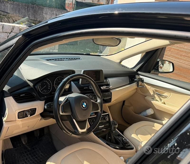 Usata BMW 216 Active Tourer 2015 Nero Monovolume