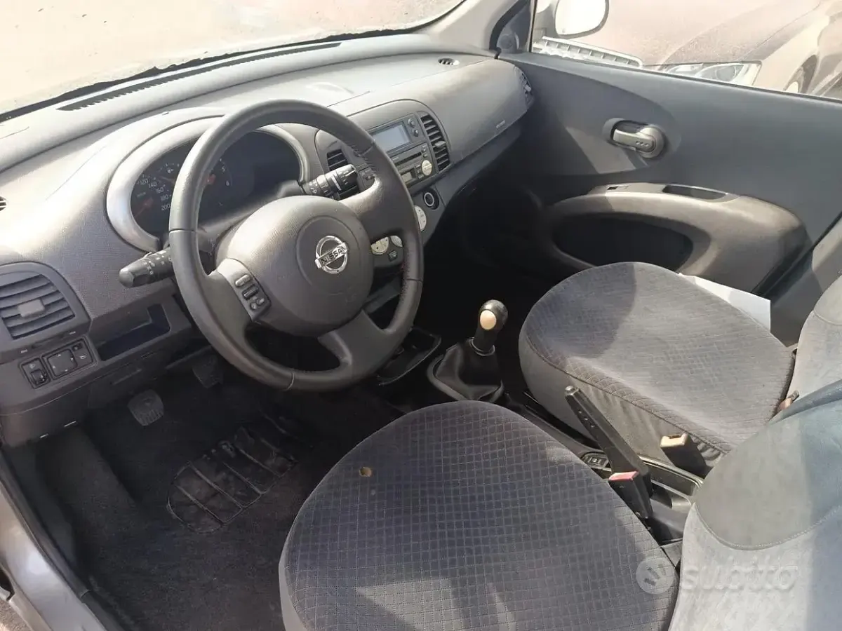 Usata Nissan Micra Acenta 65 CV (47 kW) 2004 Grigio Utilitaria