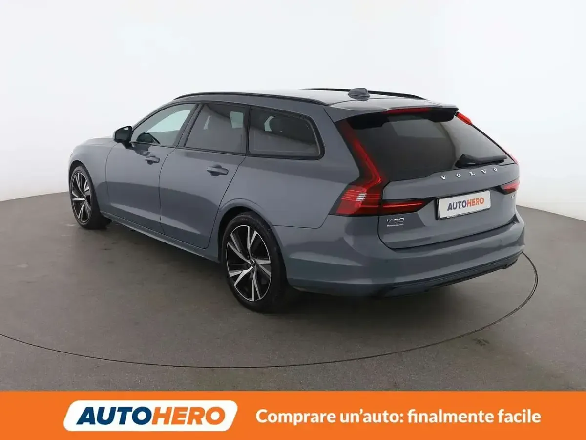 Usata Volvo V90 Plus 197 CV (144 kW) 2022 Blu Station wagon