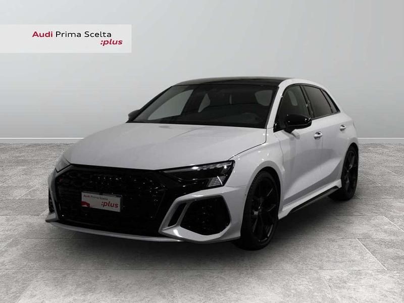 Usata Audi RS3 Ambiente 400 CV (294 kW) 2024 Bianco ghiacciaio metallizzato Berlina