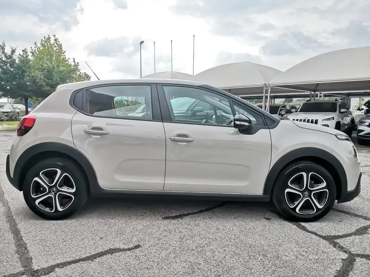 Usata Citroën C3 PureTech 83 CV (61 kW) 2024 Beige Utilitaria