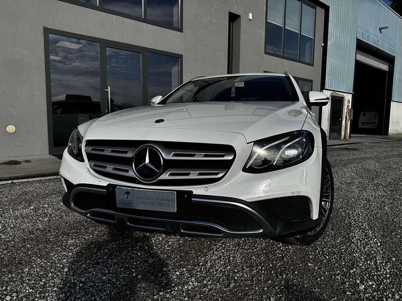 Usata Mercedes E220 All-Terrain Business 194 CV (142 kW) 2019 Other Station wagon