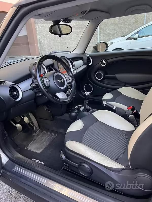 Usata Mini Cooper Coupé 110 CV (80 kW) 2008 Coupé