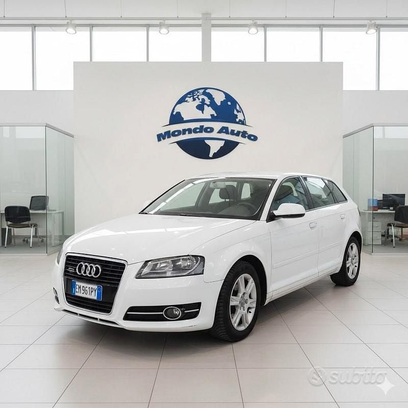 Bianco Usata 2012 Audi A3 Tre volumi | 8500 € (Buon prezzo) - Immagine 1/4