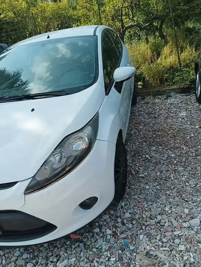 Usata Ford Fiesta 82 CV (60 kW) 2011 Berlina