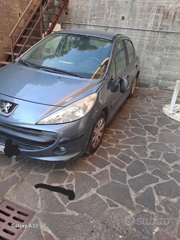 Usata Peugeot 206 68 CV (50 kW) 2010 Utilitaria