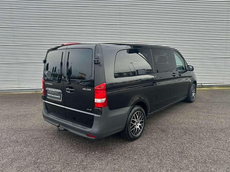 Usata Mercedes Vito 163 CV (119 kW) 2022 Nero ossidiana Furgone