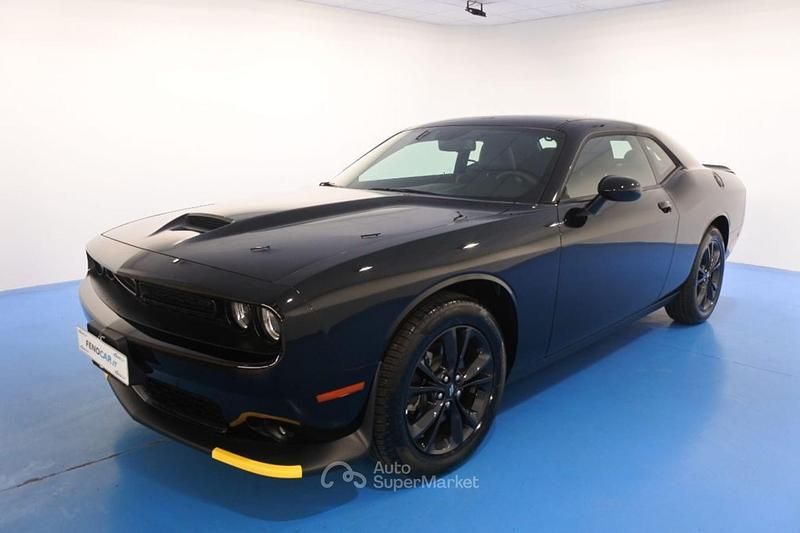 Usata Dodge Challenger 309 CV (227 kW) 2020 Neropitch black coatnero Coupé