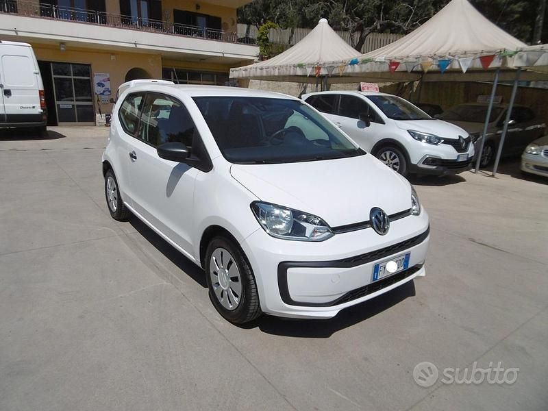 Usata VW up! 2019 Bianco Utilitaria