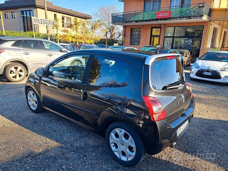 Usado Renault Twingo GT 101 HP (74 kW) 2008 Preto Citadino