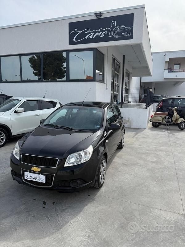 Usata Chevrolet Aveo LS 84 CV (61 kW) 2011 Nero Berlina