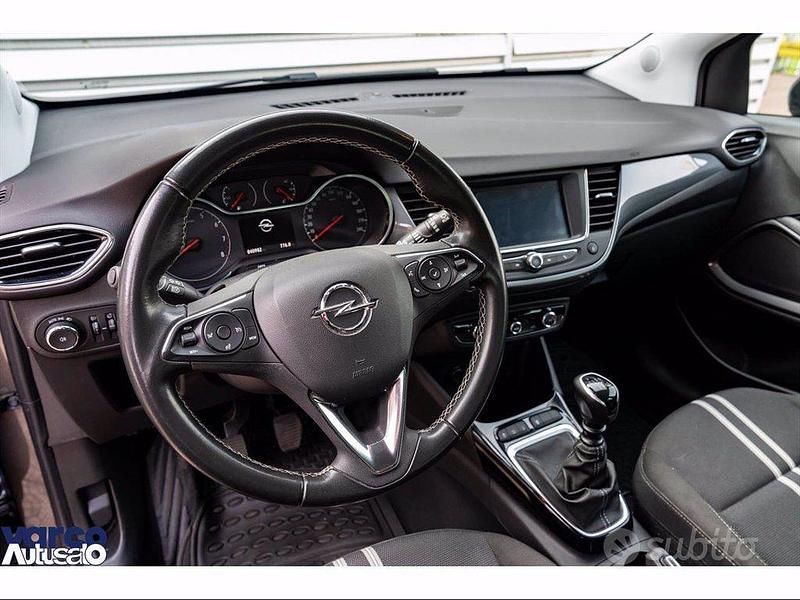 Usata Opel Crossland X Elegance 110 CV (80 kW) 2023 Grigio SUV