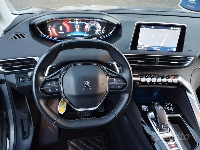 Usata Peugeot 3008 Allure 131 CV (96 kW) 2019 Grigio SUV