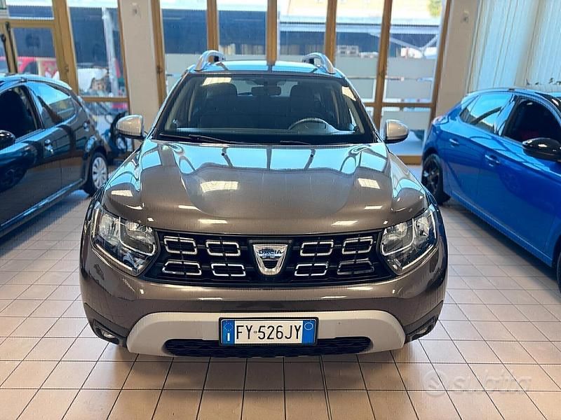 Usata Dacia Duster Prestige 116 CV (85 kW) 2019 Grigio SUV