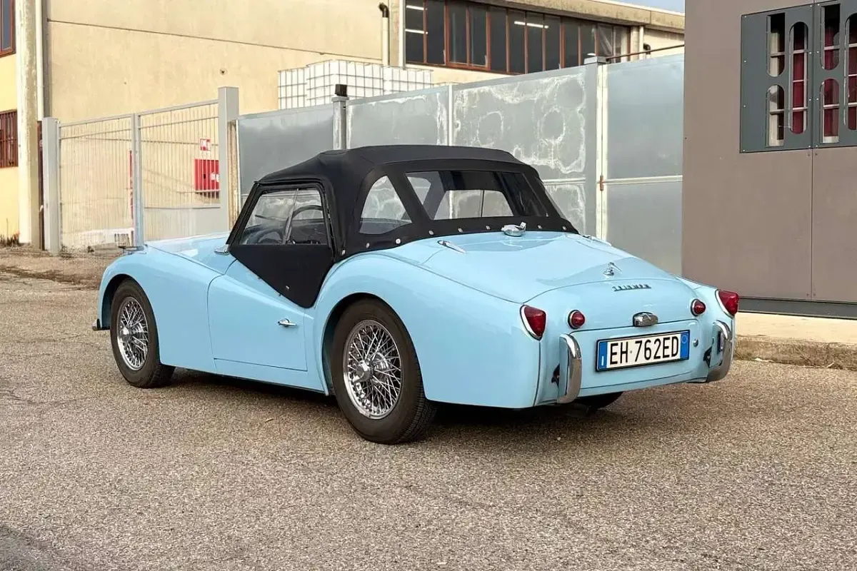 Usata Triumph TR3 101 CV (74 kW) 1961 Blu/azzurro Cabrio