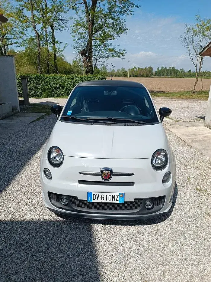 Usata Abarth 500 135 CV (99 kW) 2009 Utilitaria