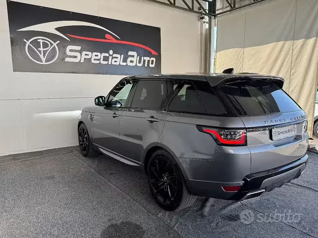 Second-hand Land Rover Range Rover Sport HSE 249 CP (183 kW) 2021 Gri SUV