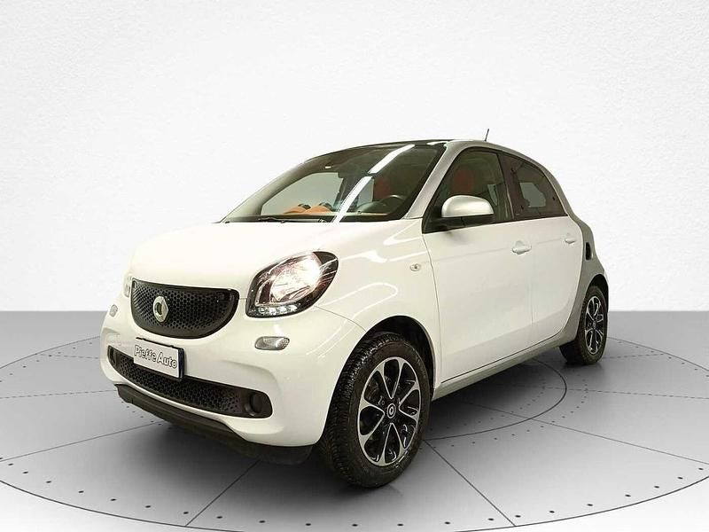 Usata Smart ForFour Passion 71 CV (52 kW) 2015 Bianco Utilitaria