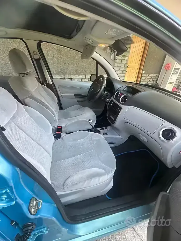 Usata Citroën C3 Exclusive 73 CV (53 kW) 2006 Blu Berlina