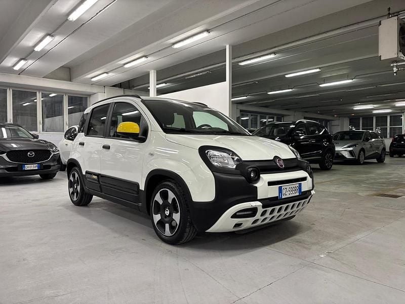 Bianco Usata 2025 Fiat Panda Utilitaria | 11.790 € (Ottimo prezzo) - Immagine 1/4