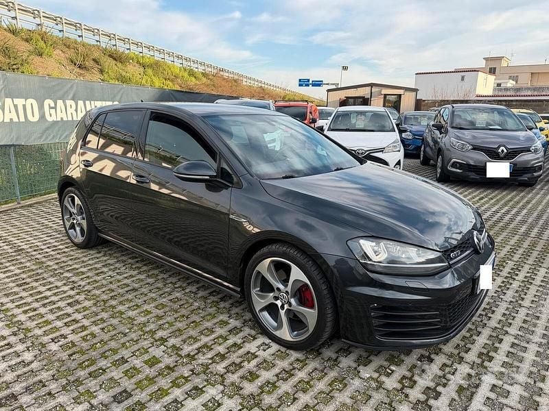 Usata VW Golf VII GTD 184 CV (135 kW) 2015 Grigio Berlina