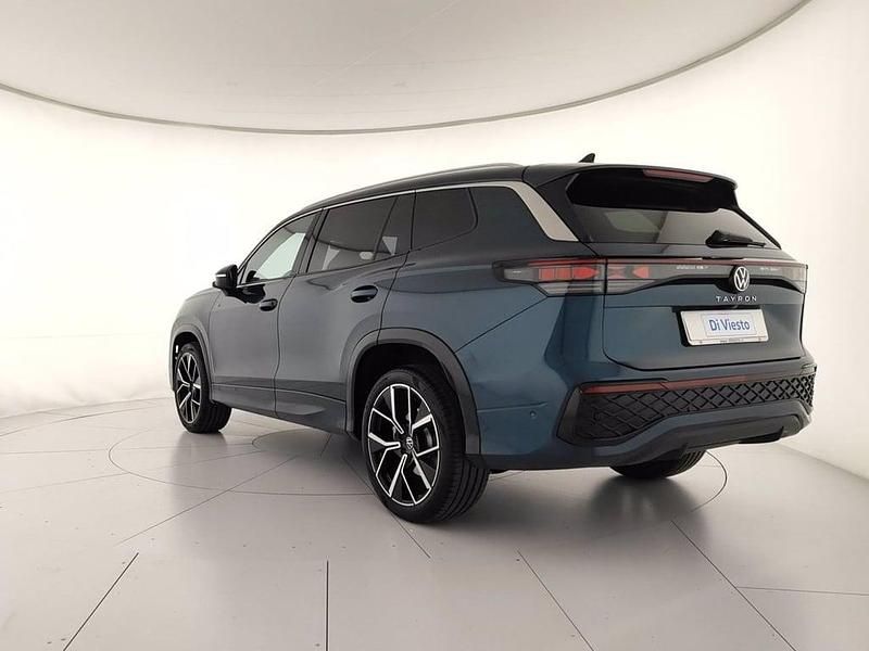 Begagnad VW Tayron R-line 150 HK (110 kW) 2025 Blå SUV