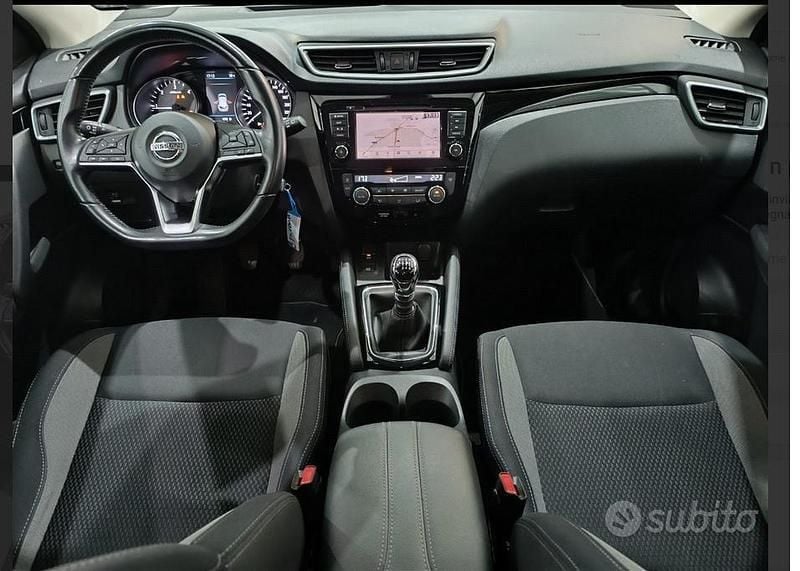 Usata Nissan Qashqai 110 CV (80 kW) 2020 Bianco SUV