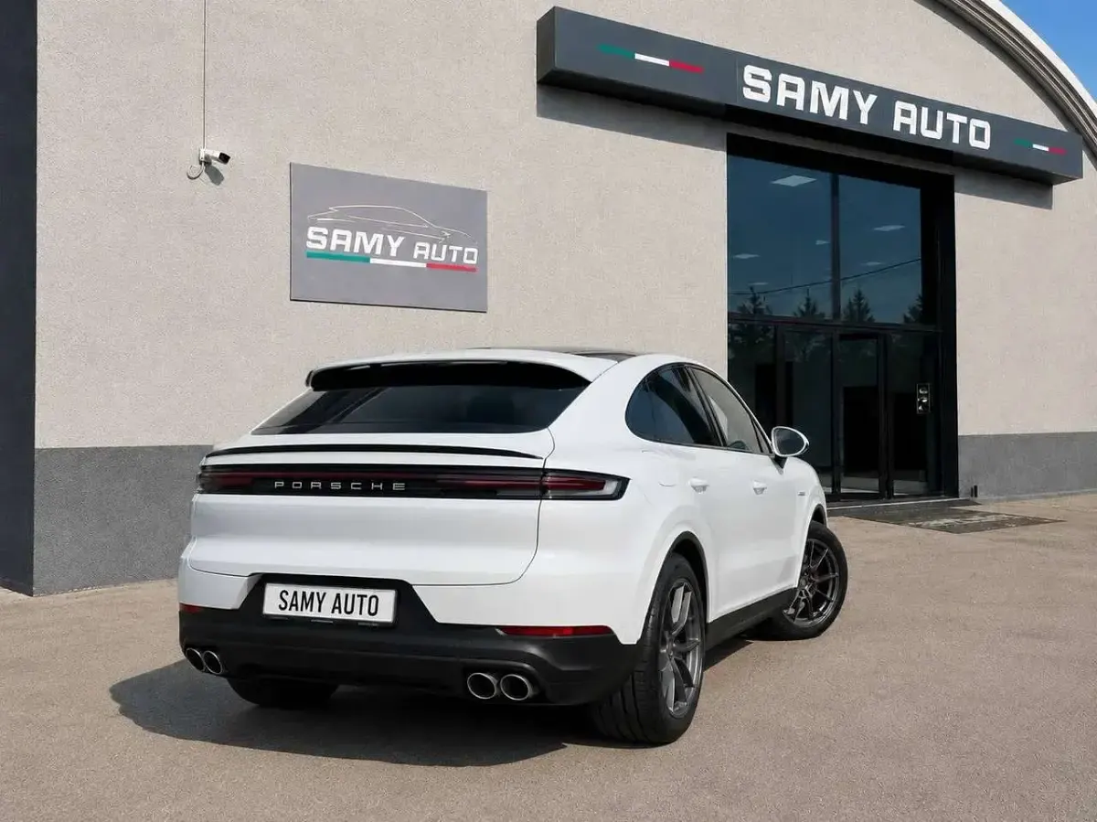 Usata Porsche Cayenne Turbo 519 CV (381 kW) 2025 Bianco SUV