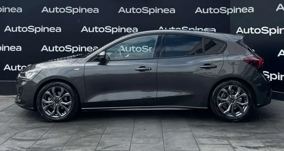 Usata Ford Focus ST-Line 116 CV (85 kW) 2025 Grigio Berlina
