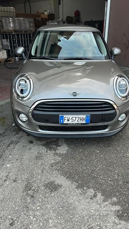 Usata Mini One D 95 CV (69 kW) 2019 Grigio Utilitaria